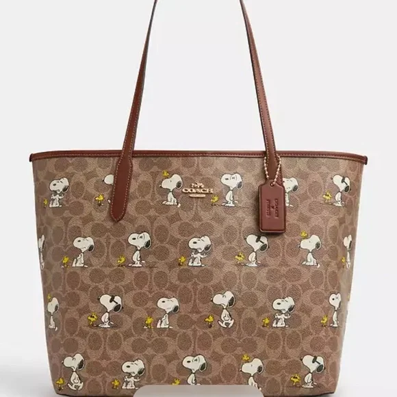 Coach X Peanuts City Tote Bag In Signature Canvas With Snoopy Print CBJ89 - Picture 12 of 13
